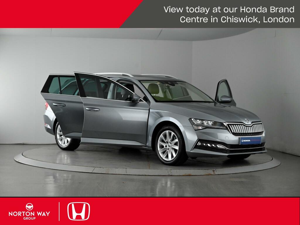 Skoda Superb 1.5 Tsi 150Ps Se Act Dsg Hatchback Blue #44
