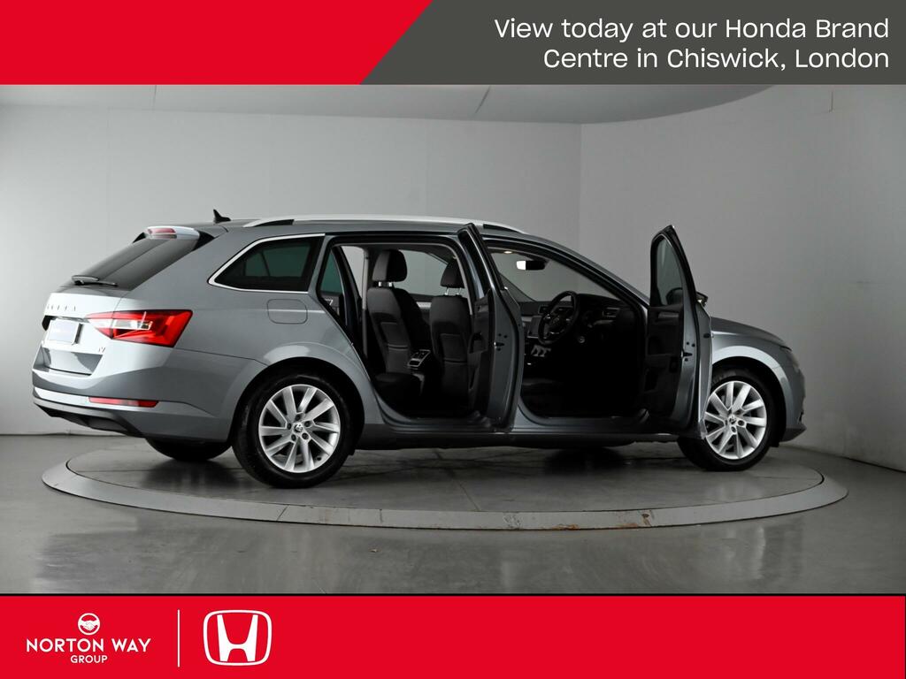 Skoda Superb 1.5 Tsi 150Ps Se Act Dsg Hatchback Blue #65