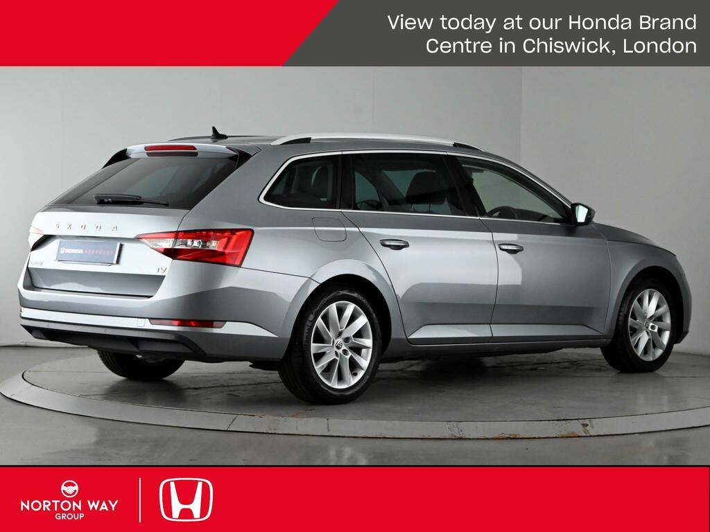 Skoda Superb 1.5 Tsi 150Ps Se Act Dsg Hatchback Blue #9