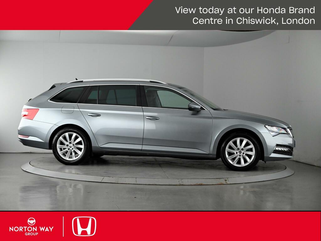 Skoda Superb 1.5 Tsi 150Ps Se Act Dsg Hatchback Blue #40