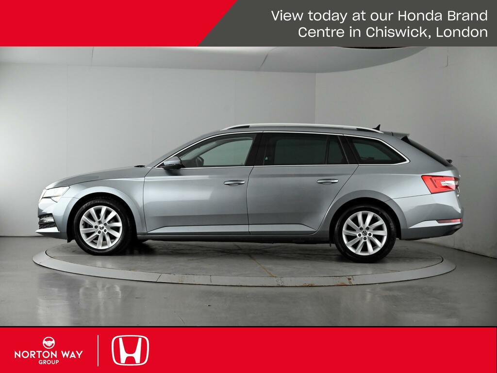Skoda Superb 1.5 Tsi 150Ps Se Act Dsg Hatchback Blue #23