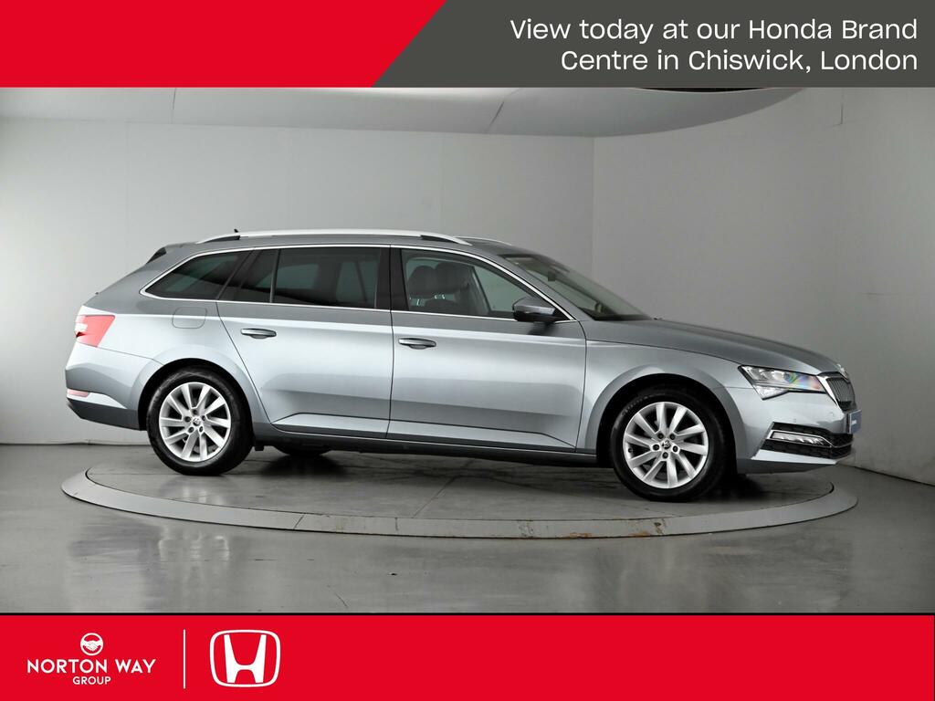 Skoda Superb 1.5 Tsi 150Ps Se Act Dsg Hatchback Blue #41