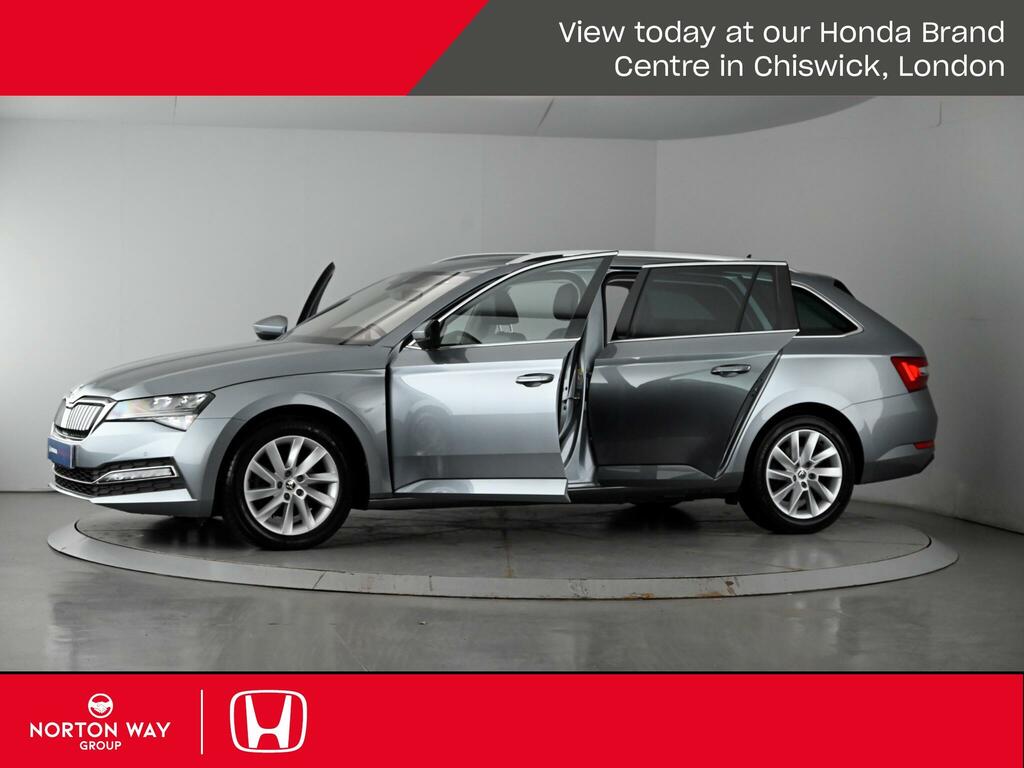 Skoda Superb 1.5 Tsi 150Ps Se Act Dsg Hatchback Blue #47