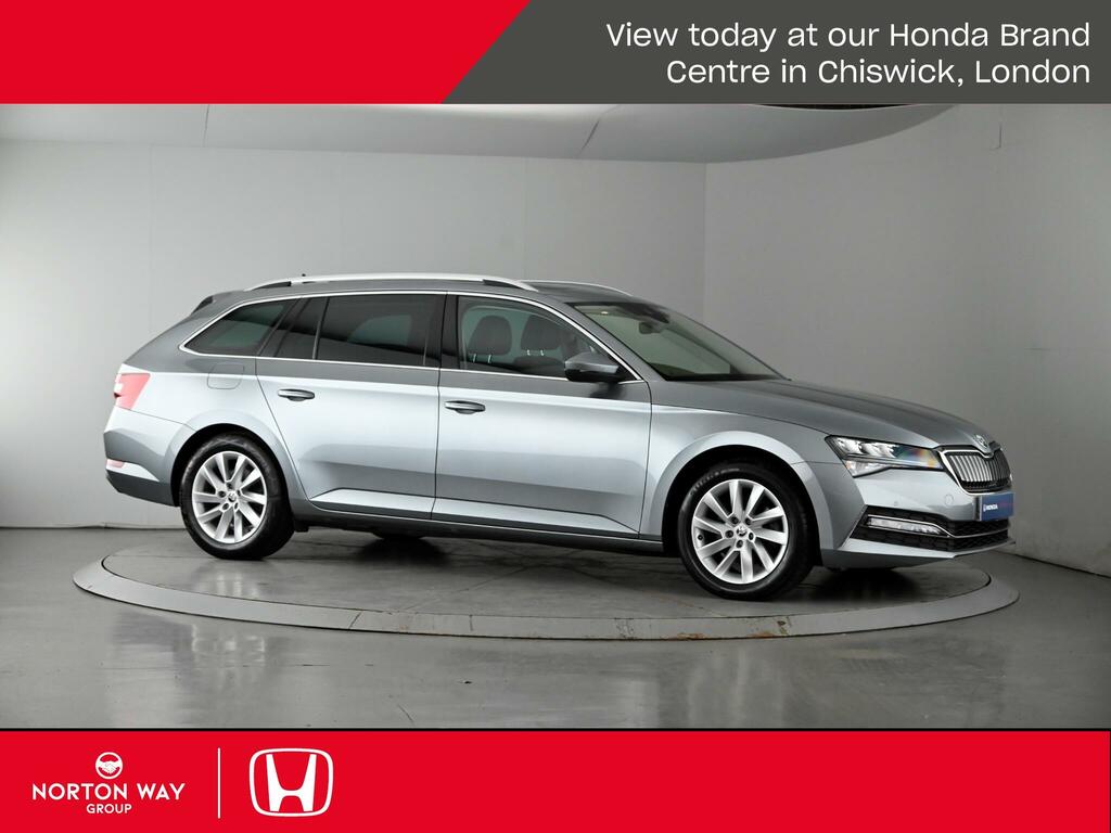 Skoda Superb 1.5 Tsi 150Ps Se Act Dsg Hatchback Blue #42
