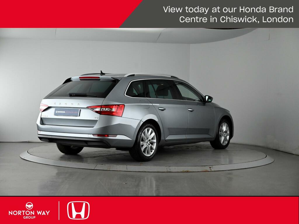 Skoda Superb 1.5 Tsi 150Ps Se Act Dsg Hatchback Blue #34