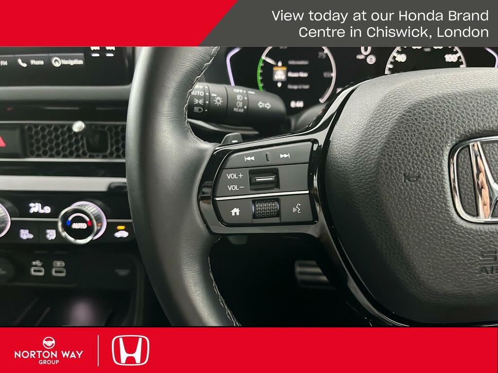 Honda Civic 2.0 Ehev Sport Cvt White #32