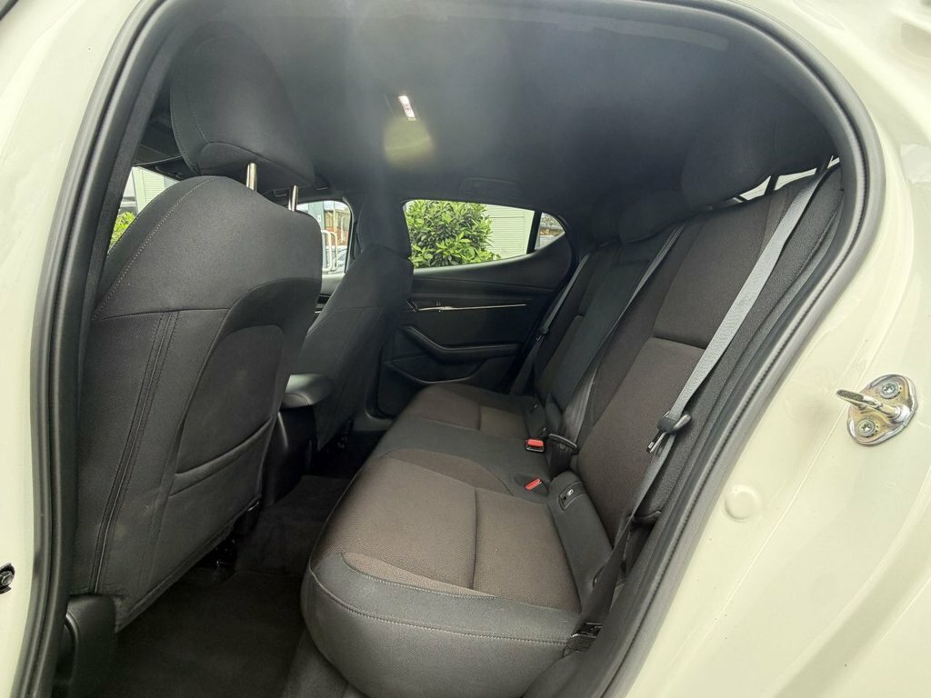 Mazda 3 2L Sport Lux OW19CXP White #6
