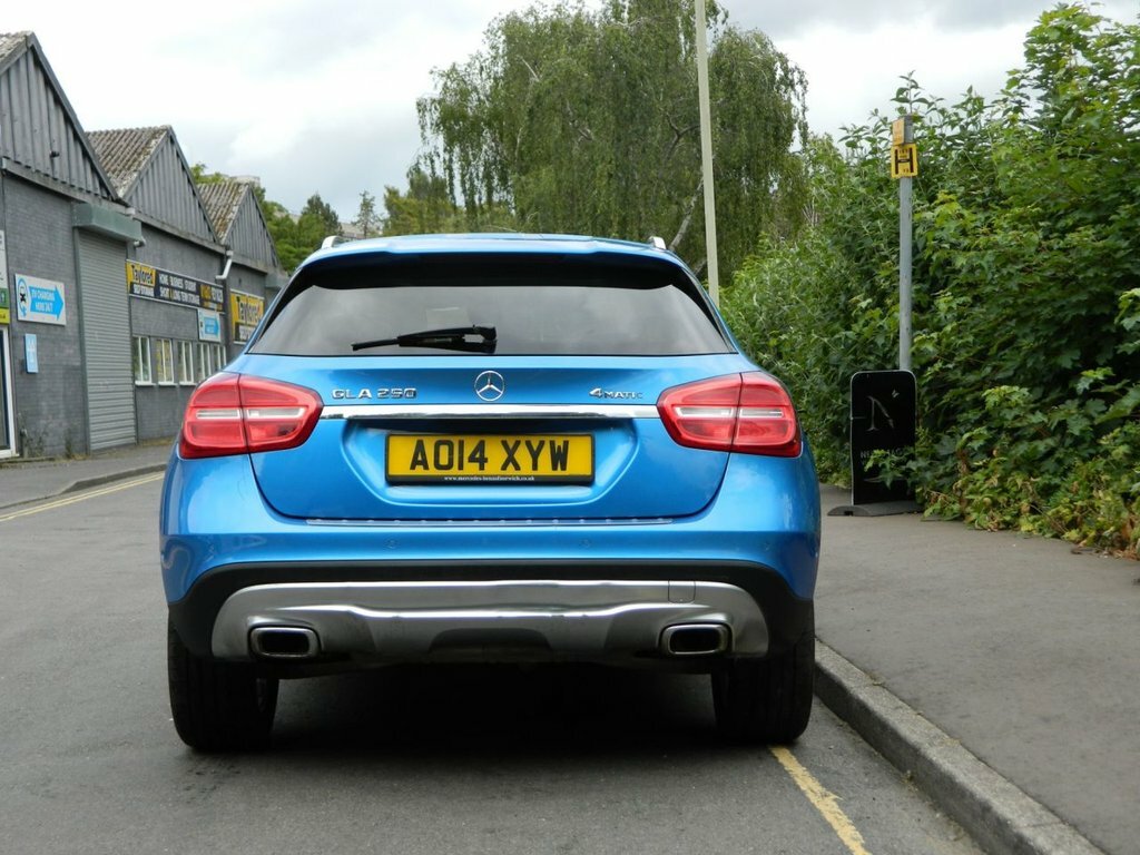 Mercedes-Benz GLA Class 2L Se Blue #4