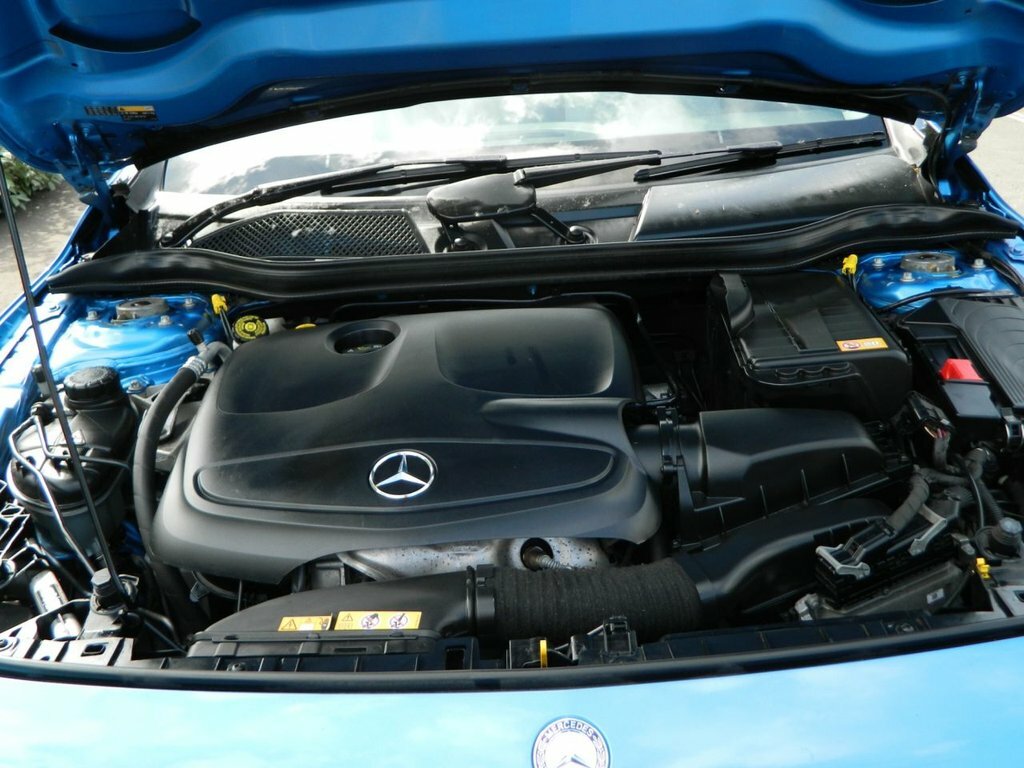 Mercedes-Benz GLA Class Gla 220 Cdi 4Matic Amg Line Pre Plus Black #23