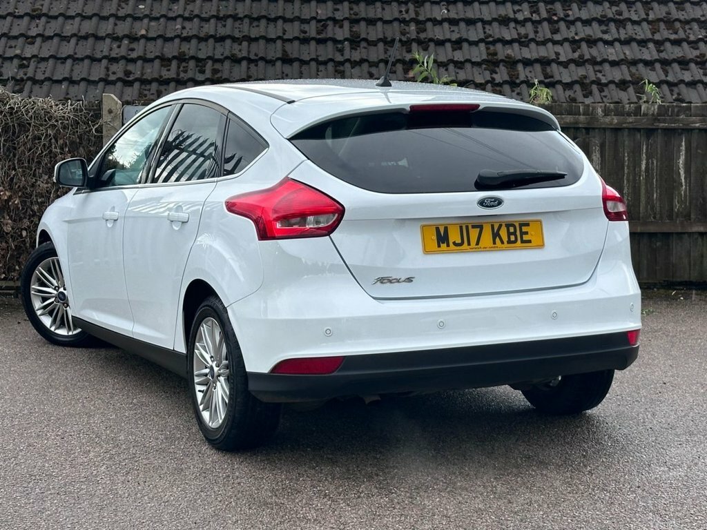 Ford Focus 1.5L Zetec Edition MJ17KBE White #3