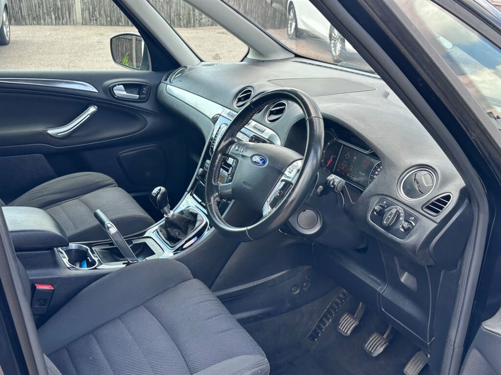 Ford Galaxy 2L Titanium Black #4