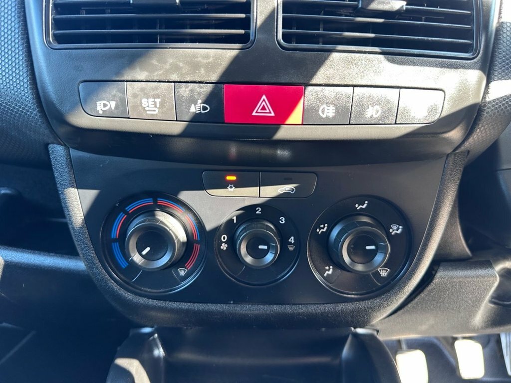 Fiat Doblo 1.4 Easy Euro 6 Ss Red #9