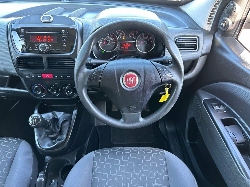 Fiat Doblo 1.4 Easy Euro 6 Ss Red #7
