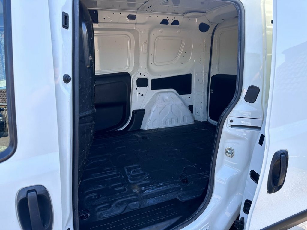 Fiat Doblo 1.4 Easy Euro 6 Ss Red #14