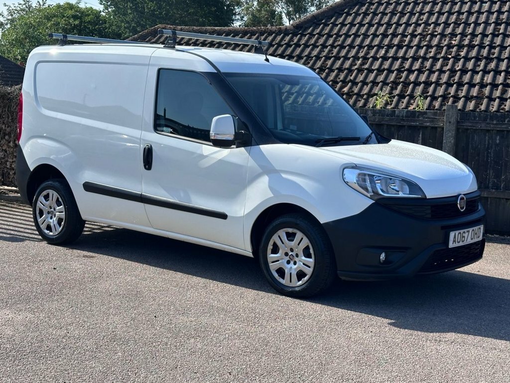 Fiat Doblo 1.4 Easy Euro 6 Ss Red #17