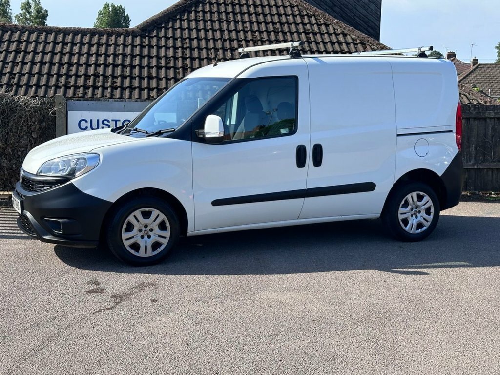 Fiat Doblo 1.4 Easy Euro 6 Ss Red #16