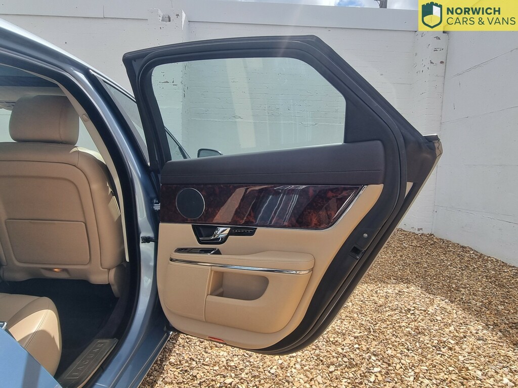 Jaguar XJ 5.0 V8 Premium Luxury Lwb Blue #34