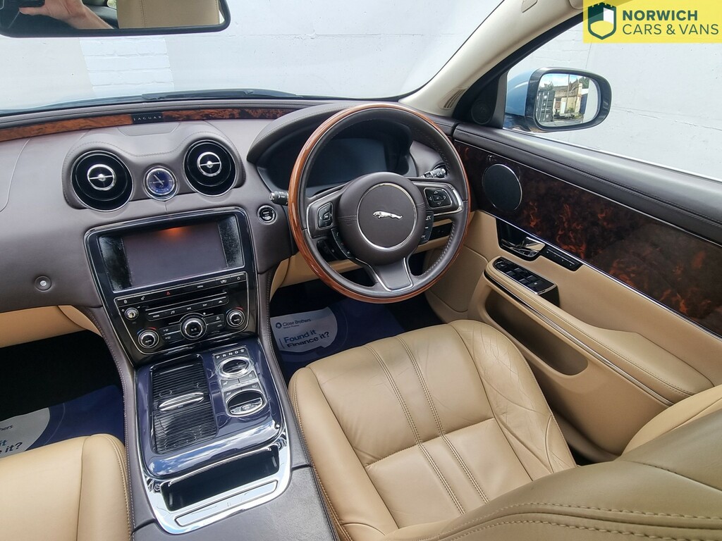 Jaguar XJ 5.0 V8 Premium Luxury Lwb Blue #24
