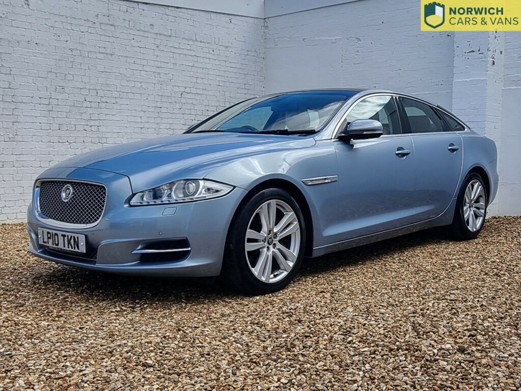 Jaguar XJ 3.0 D V6 Premium Luxury 2010 Blue #2