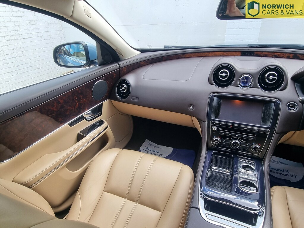 Jaguar XJ 5.0 V8 Premium Luxury Lwb Blue #26