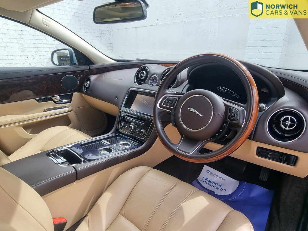 Jaguar XJ 5.0 V8 Premium Luxury Lwb Blue #19