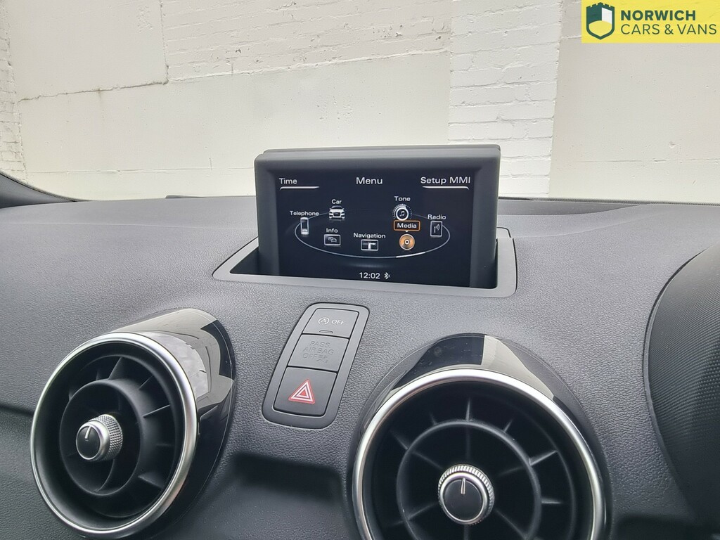 Audi A1 1.6L Sportback Tdi S Line 105 Bhp White #40