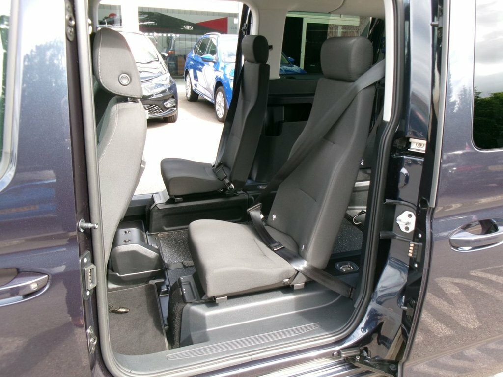 Ford Grand Tourneo Connect 2L Titanium Blue #3