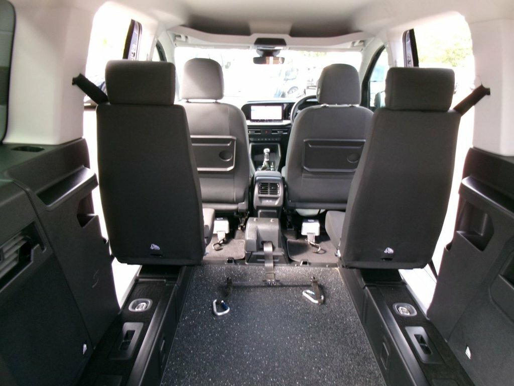 Ford Grand Tourneo Connect 2L Titanium Blue #2