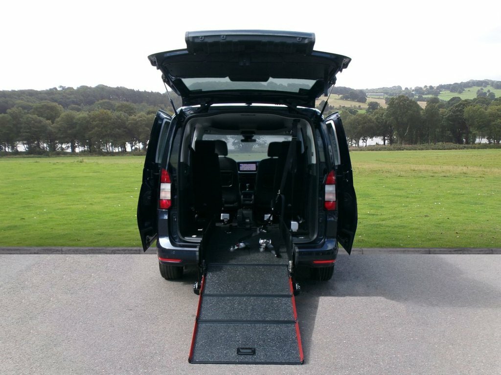 Ford Grand Tourneo Connect 2L Titanium Blue #3