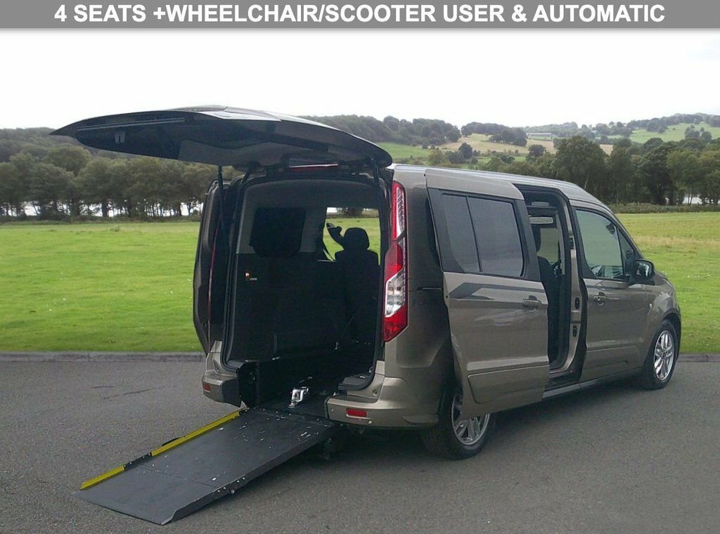 Ford Grand Tourneo Connect 1.5L Titanium Silver