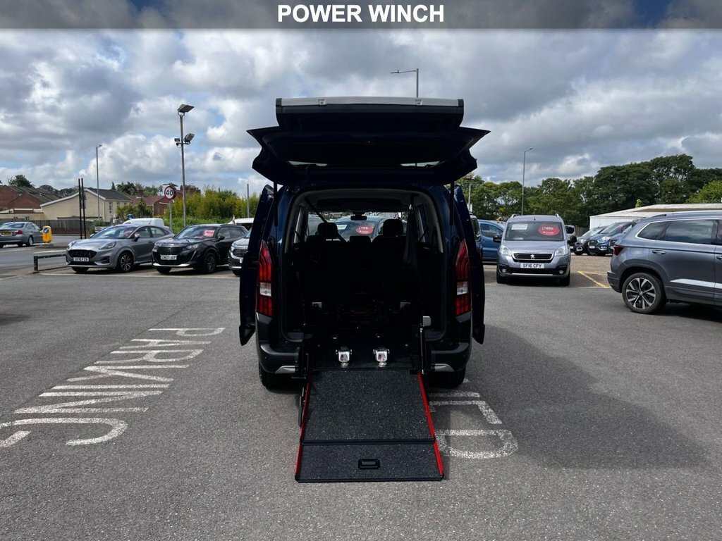 Peugeot Rifter 1.2L Allure Blue