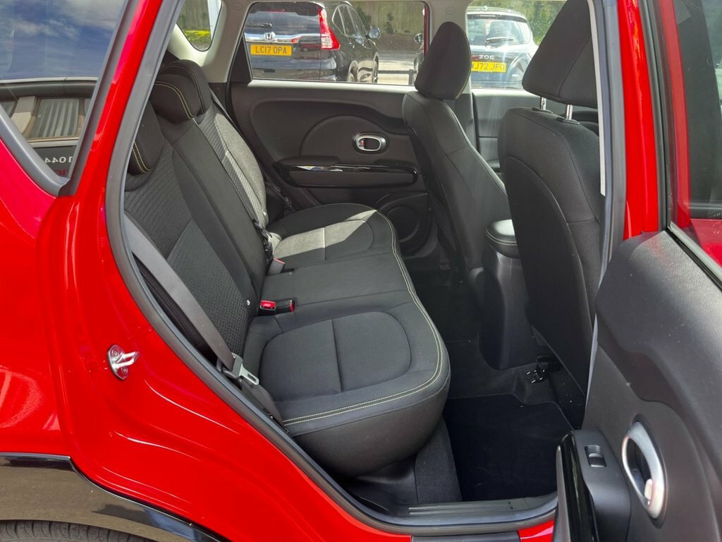 Kia Soul 1.6 Crdi Mixx Red #20