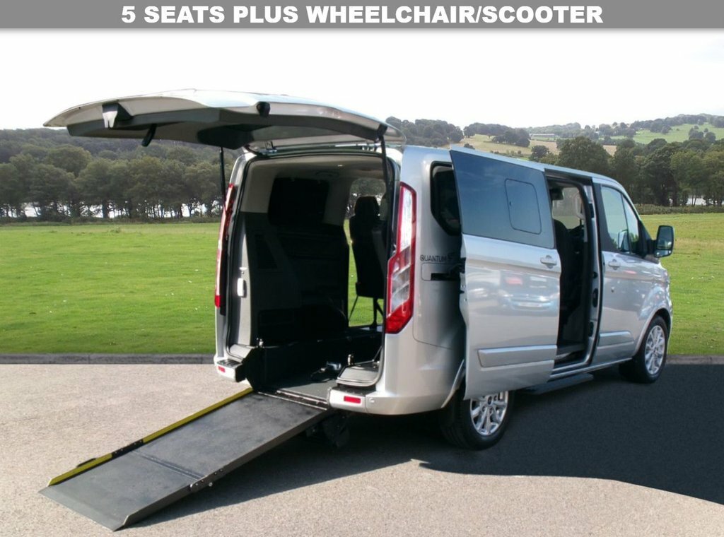 Ford Tourneo Custom 2L Titanium Silver