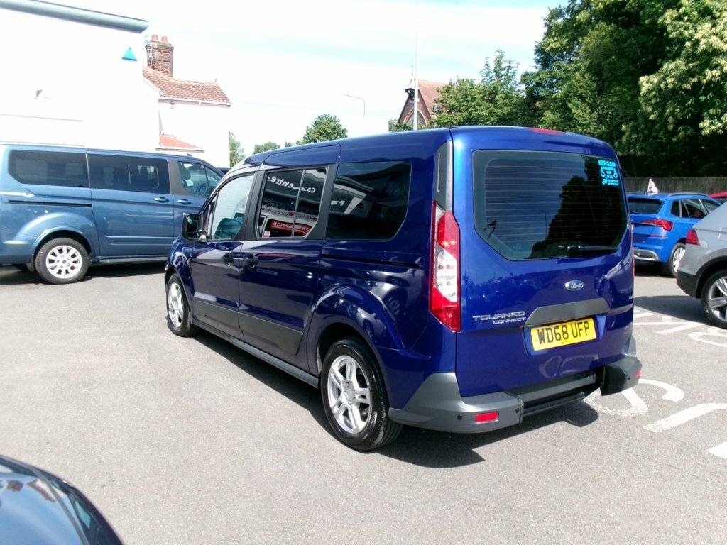 Ford Grand Tourneo Connect 1.5L Zetec Blue #2