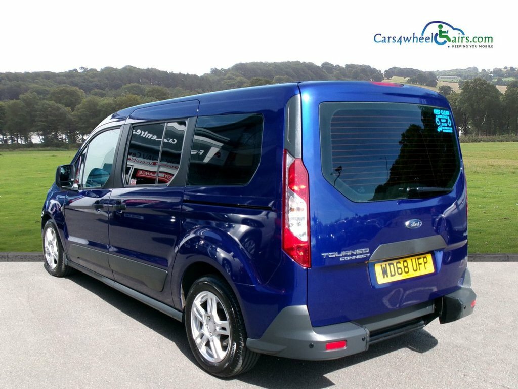 Ford Grand Tourneo Connect 1.5L Zetec Blue #3
