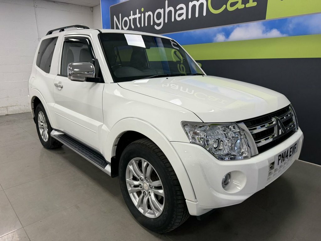 Mitsubishi Shogun 3.2L Warrior White #2