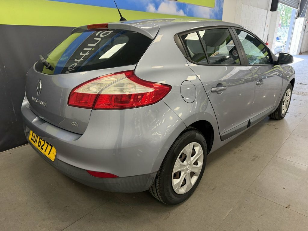 Renault Megane 1.5L Expression Blue #5