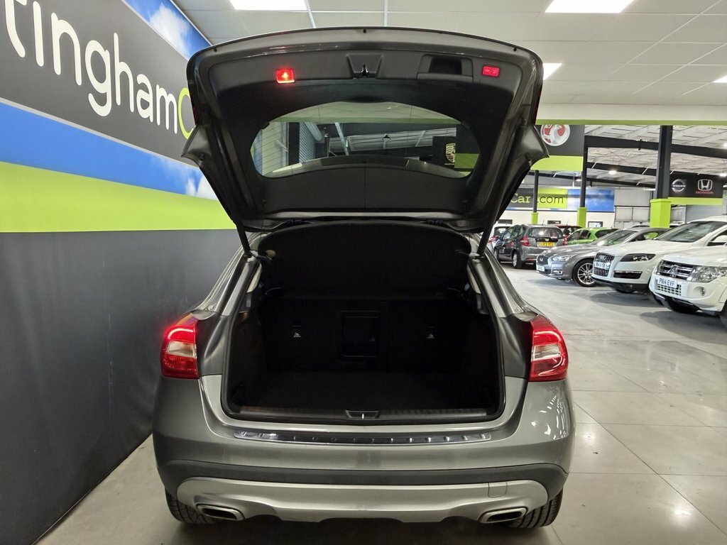 Mercedes-Benz GLA Class 2.1L Amg Line Grey #7