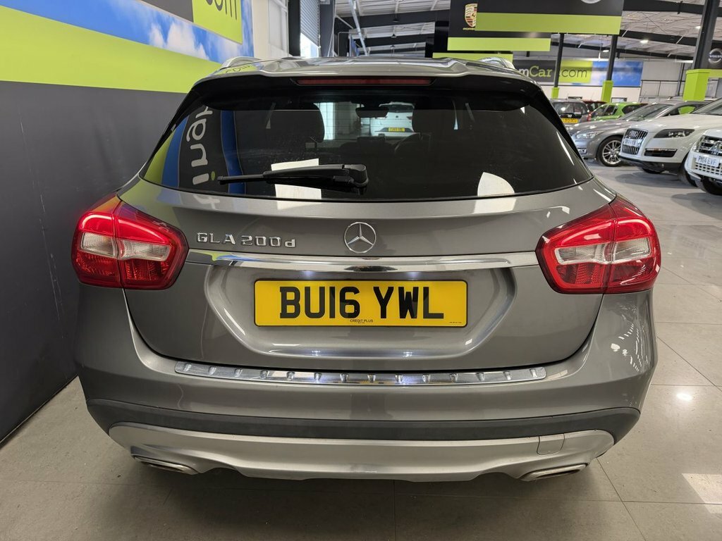 Mercedes-Benz GLA Class 2.1L Sport Grey #6