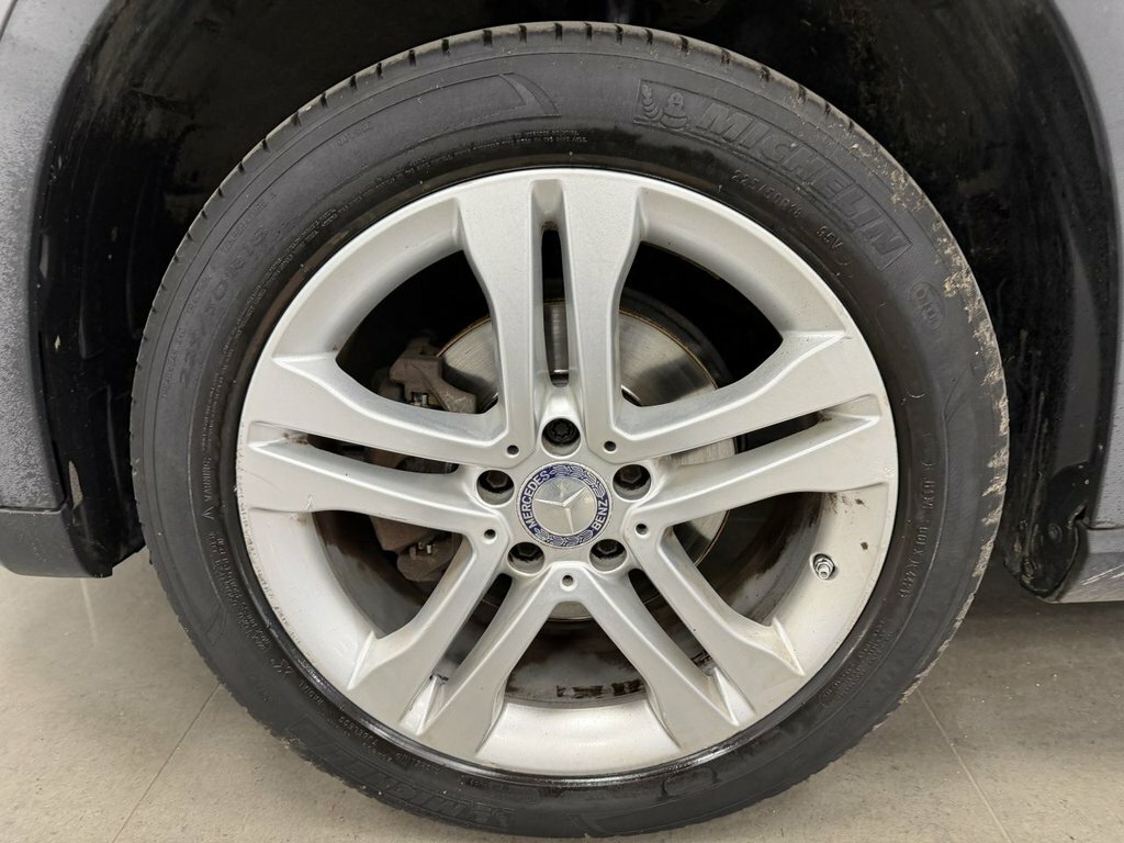 Mercedes-Benz GLA Class 2.1L Amg Line Grey #43