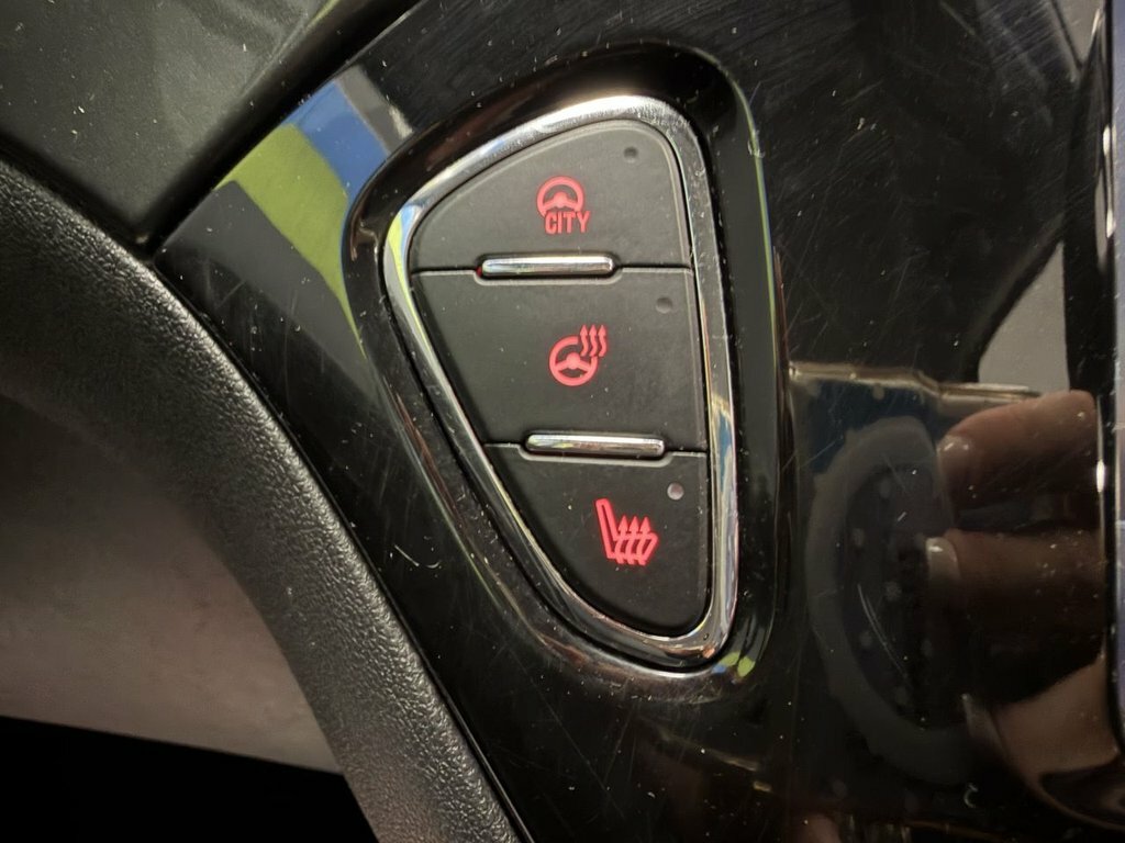 Vauxhall Corsa 1.4 75 Ecoflex Energy Ac Red #22