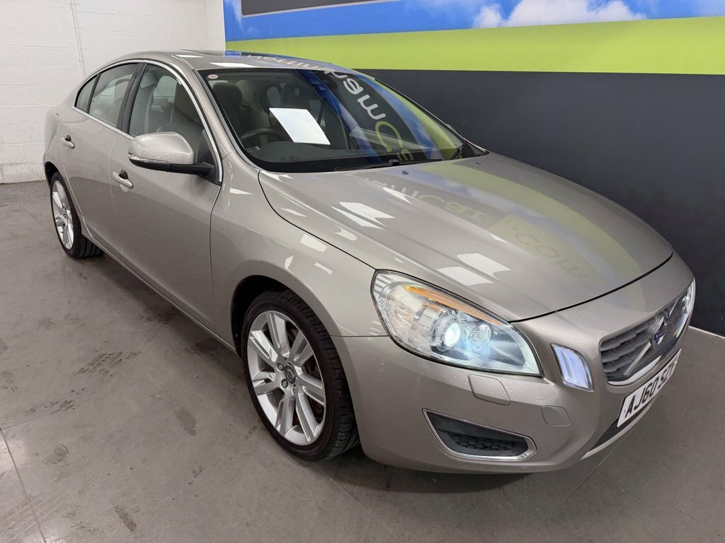 Volvo S60 2.4L Se Lux Gold #3