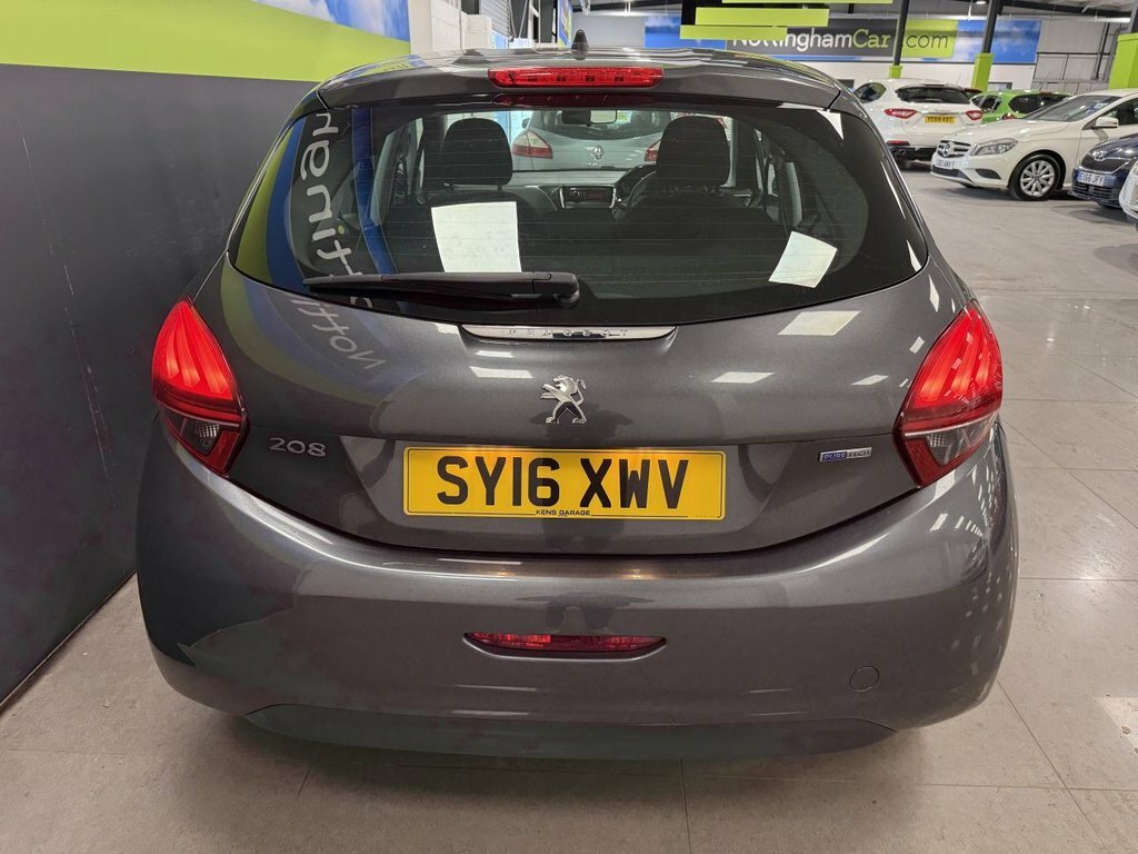Peugeot 208 208 1.2 Active White #7