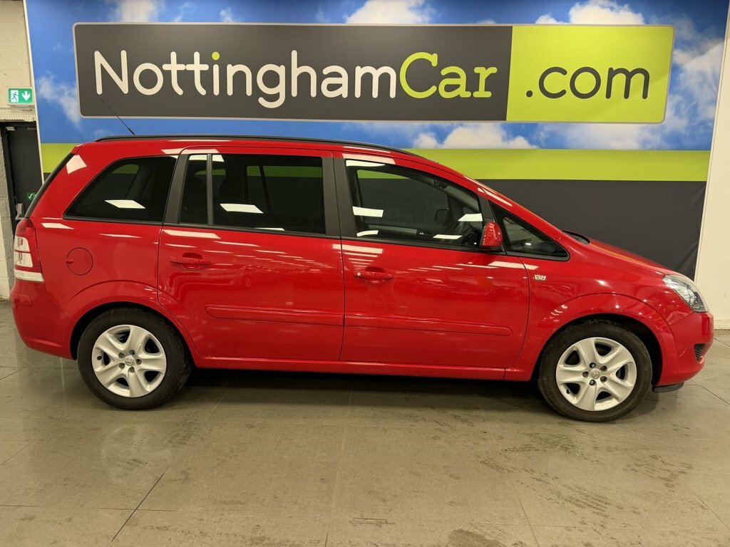 Vauxhall Zafira 1.6L Exclusiv Red #4