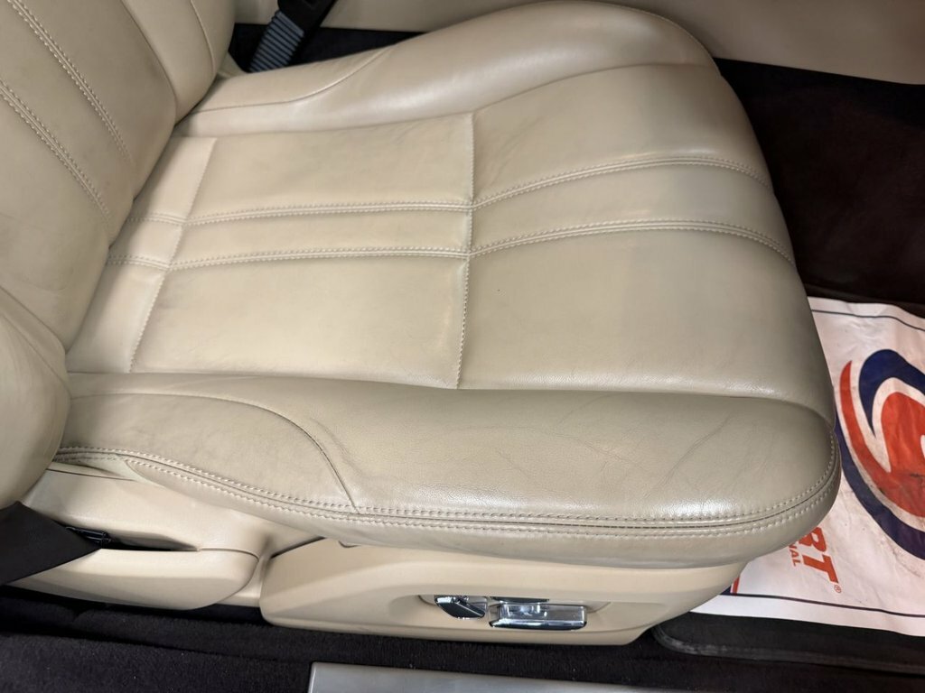 Jaguar XJ Series 3.0 V D V6 Portfolio White #19