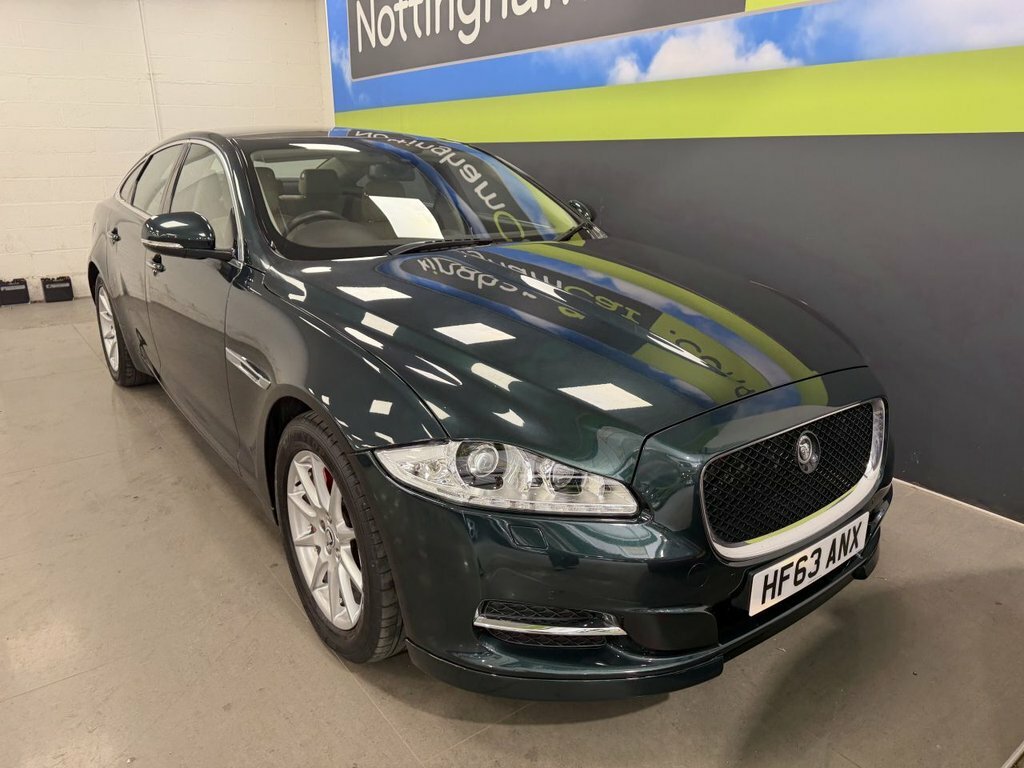 Jaguar XJ 3L Premium Luxury Green #2