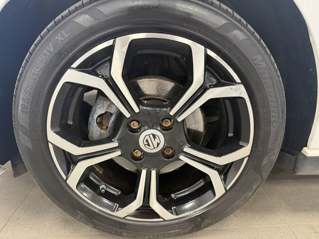 MG MG3 1.5 Vti-tech Excite Euro 6 Ss Red #33