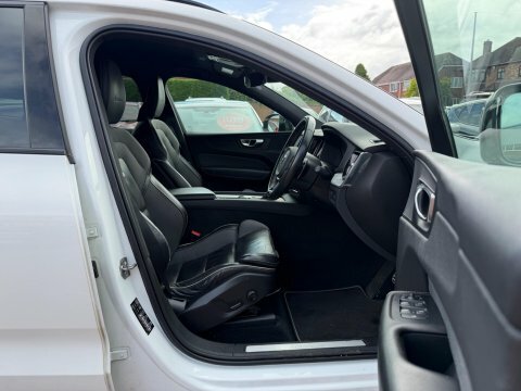 Volvo XC60 2.0 T5 R-design NJ69UGM White #6