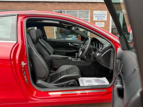 Mercedes-Benz C Class 2.1 C220 Cdi Red