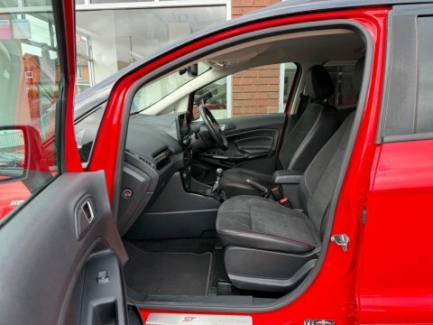 Ford Ecosport 1.0T Ecoboost St-line Red